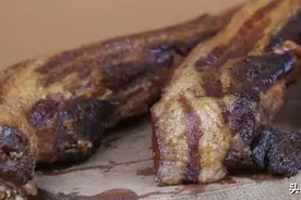 才知道，腌腊肉不能直接抹盐，想要肉嫩味香不长霉，牢记3个要点图片