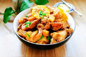 简单又美味的红烧菜，食材丰富，是周末餐桌上的大菜图片
