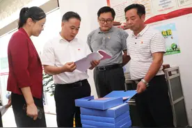 【创建广西文明城市】创文明城　平南这样做......图片