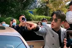 辛巴有点惨，被资本玩得团团转，一个决定巨亏超6000万图片