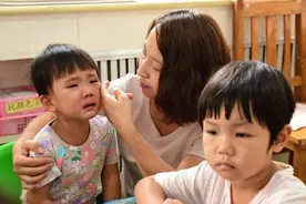 那些不许孩子吃糖果的父母，错过了太多让孩子变聪明的机会图片