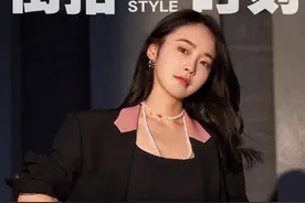女士街拍 第四百四十六期 春日韵律 主题 张佳宁街拍look。图片