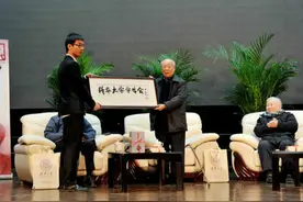 利己主义当道，阶层划分严重，不干实事，校学生会该不该被取消？图片