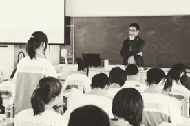 1985年，"穷后生"王瑞峰考上清华，吃窝头坚持学习，后来怎样了？图片