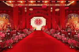婚礼前夕，女方陪嫁100万却引发男方不满，强烈要求退婚退彩礼图片