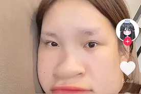 百万网红被曝校园霸凌，殴打未成年人、将人撞出血，可爱形象崩塌图片