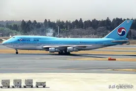 大韩航空班机失事，为何救援人员一个小时后才到现场？韩航飞行训练的失误反思图片