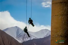 多角度围观昆仑山脚下特战队员实战化训练精彩瞬间图片