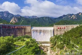 岛城秋来雨水多 崂山各大水库瀑布好壮美图片