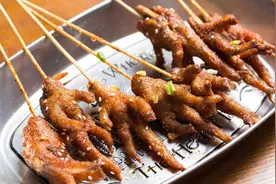 女性经常吃鸡爪能美容？营养师：比起鸡爪，靠谱的是这3种食物图片