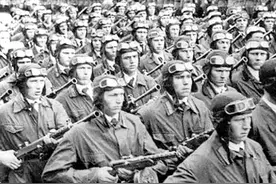 二战第聂伯河会战，苏军4500空降兵误入包围圈，朱可夫声东击西图片