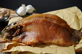 腌腊鱼，不要直接加盐腌，多做2个步骤，鲜嫩紧实香味足，不发臭图片