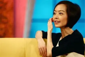 鲁豫49岁二婚嫁初恋，为保持身材只吃10粒米，坦言没时间生孩子图片