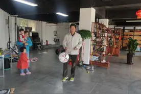 老年玩具走俏，当防两大“滞后”图片
