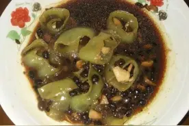第一次跟男朋友回家，没想到他家就做了这两菜，这也太抠了吧？图片