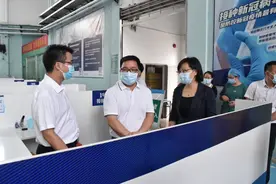 黎晓华检查督导疫情防控工作时强调，要织密织牢疫情防控网络，守牢安全底线图片