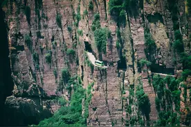 河南一名气过高的景区，因负面差评过多，被游客拉黑图片