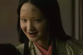 奇葩审美还是另有其意？古代日本贵族为何会喜欢用铁浆染黑牙齿图片