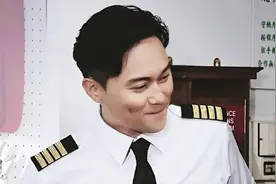 有酒窝演戏还好看的男演员，我只服这6位！笑起来有挡不住的魅力图片
