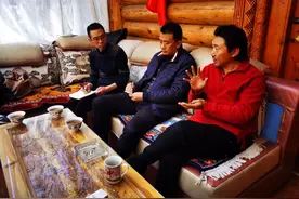 借智借力 共商共谋疫后文旅产业发展 —州文体旅游局巴黎局长带队拜访著名藏族文化艺术家容中尔甲图片