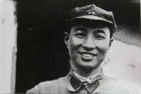 陈赓受命组建哈军工，为招揽人才，向伟人求情特赦一犯人图片