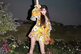 “泫雅风”怎么穿？顶级性感女王金泫雅，每一套私服都超好看图片