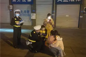 重庆5岁小姐姐“偷偷”带着3岁邻居弟弟感受幼儿园生活 急得家长报警图片