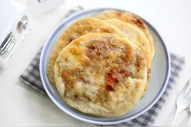 小吃摊热卖的鲜肉饼，从调馅到和面，全部教给你，皮薄肉嫩又多汁图片