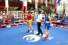 17岁的沧州姑娘张云杉在河北省青少年拳击锦标赛上夺冠图片