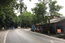 嘉陵江沥鼻峡：北碚合川的边界点图片