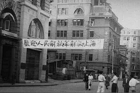 共产党与资本家打的第一个经济仗，是上海解放之初的“银元之战”图片