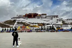 拉萨游玩：千佛崖被拜佛的人感动，下密院遇到善良昌都女孩儿图片