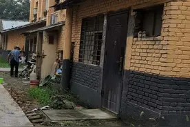 华县床单厂家属院的小卖部图片