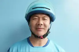 感动！辍学务农、拾荒、送外卖，这位大叔却写出3000多首诗图片