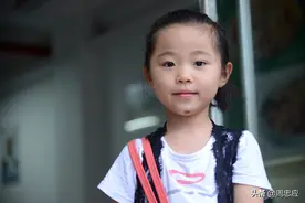 小女孩的春天图片