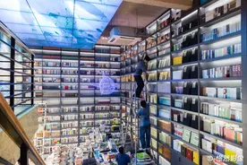 保定新开一家网红书店 数百平米上万图书 网友：保定越来越二线图片