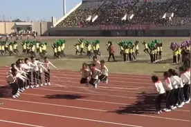 个个是高手！小学生跳绳玩出300多种花样图片