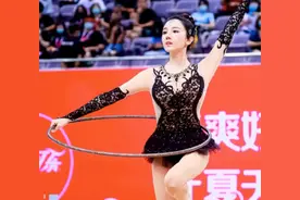 一身镂空舞蹈装惊艳众人，还是射箭大魔王，陈小纭单身后粉丝狂喜图片