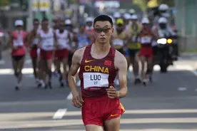 2024年奥运会取消50公里竞走项目，甘肃名将罗亚东：把每一场当成最后一场图片