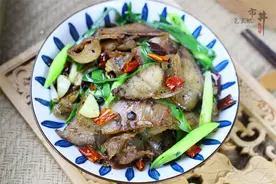 “低调”的湖北腊肉，没有烟熏味，不柴不油腻，吃一次就上瘾图片