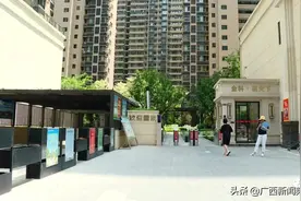 南宁一小区地下停车位全上锁，是有效管理还是只售不租？图片