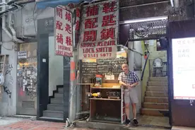 夹缝之间，尽展「锁」长！唐楼楼梯铺，能屈能伸，大有乾坤……图片