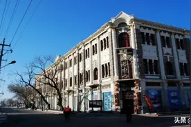 在洮南“吴大舌头”楼前，还悄立着一幢更为神秘的二层小楼图片