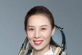 神舟十三号高颜值女航天员上天，空间站上隐私、大姨妈怎么办？图片