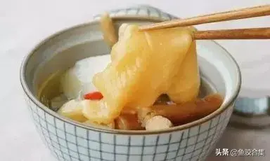 花胶炖鸡架 2026年花胶 炖鸡