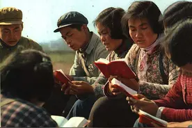 「文化」 我在法国发现了1966年出版的毛主席语录，好贵图片