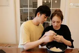 赵琦君杨凯雯同居生活齁甜，互相吐槽看似嫌弃，其实爱都在细节里图片