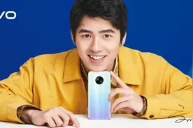 “宝藏男孩”刘昊然！爱玩爱笑爱拼乐高，富有生活气息图片