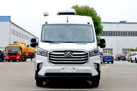你想要的后驱房车，大通V90加长轴高顶B型房车图片