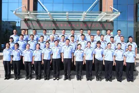 【淬炼精兵】第十师北屯市公安局圆满完成2021年度执法资格等级考试工作图片